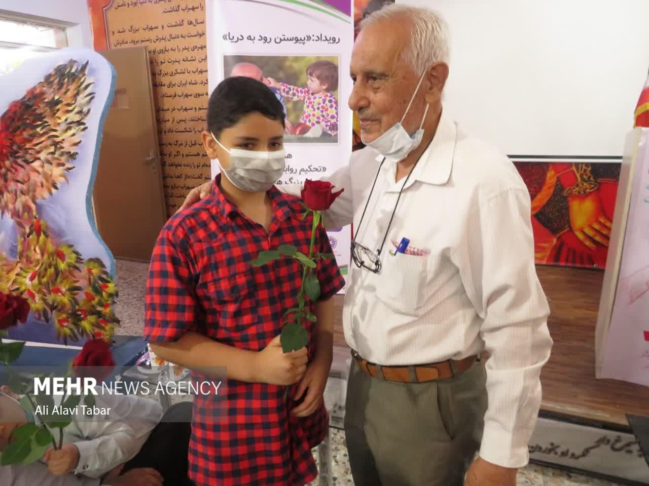 مراسم گرامیداشت هفته ملی سالمند در بوشهر برگزار شد