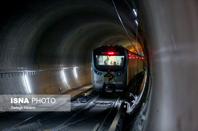 افزایش فاصله حرکت قطارهای خط ۷ مترو تهران در روز جمعه