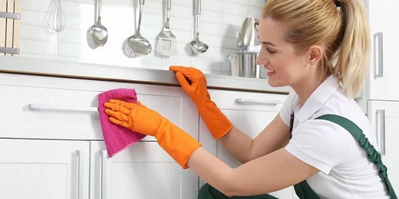 Removing grease from MDF and metal cabinets in less than 90 seconds